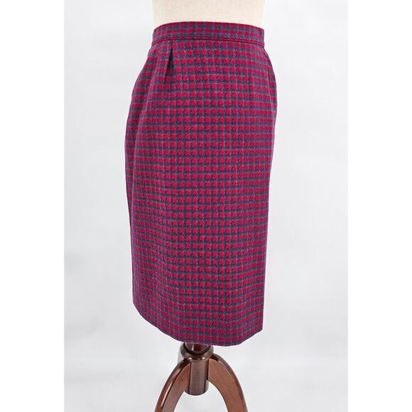 Vtg Pendleton Women's 12 Virgin Wool Red & Blue Houndstooth Jacket & Skirt Set - Picture 4 of 15